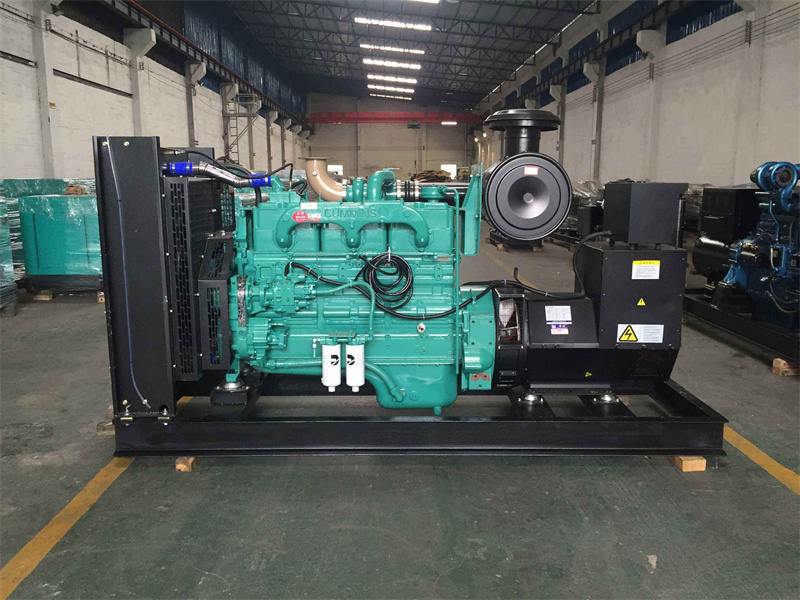 迪庆如何判断一个电压表是否具有自动量程切换功能？